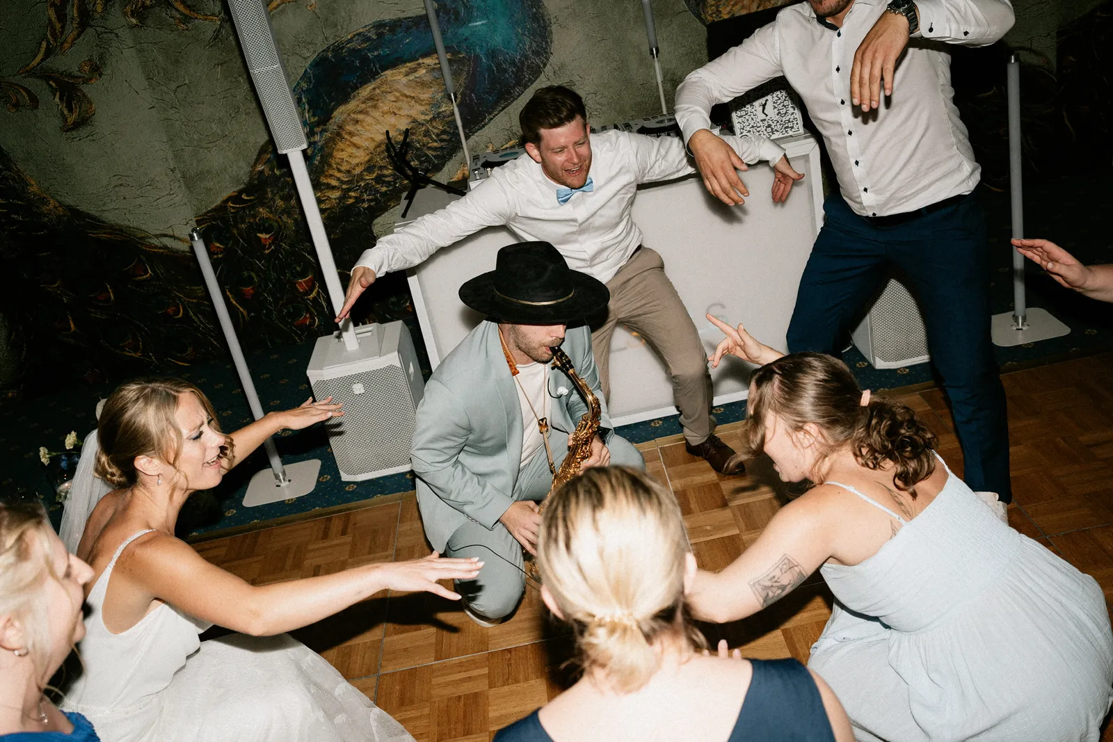 Day-Party DJ mit Saxophon — Live-Vibes, Abbildung 1